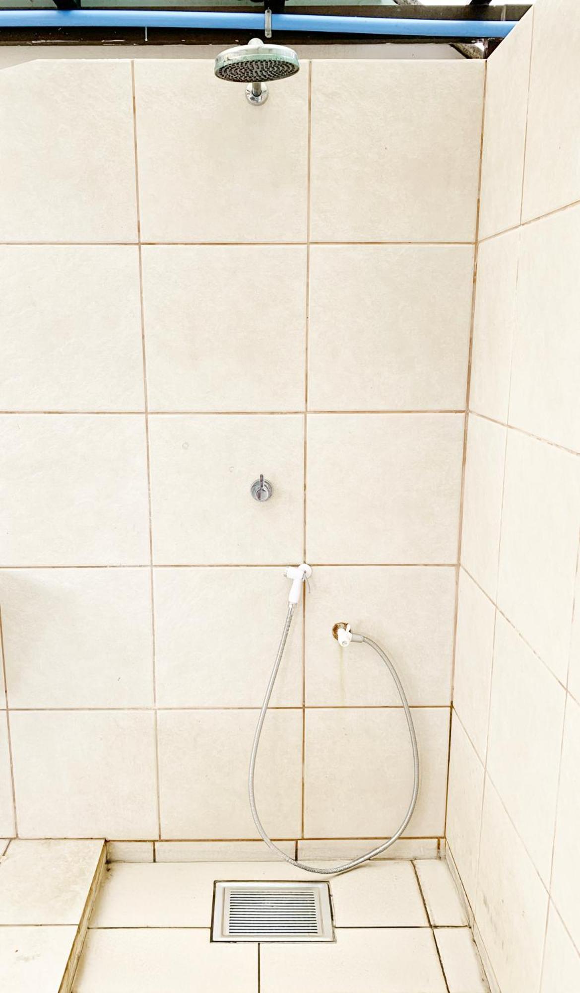 De Dois Quartos 6 Pessoas Em Canasvieiras A Uma Quadra Da Em Area Nobre * Florianopolis
