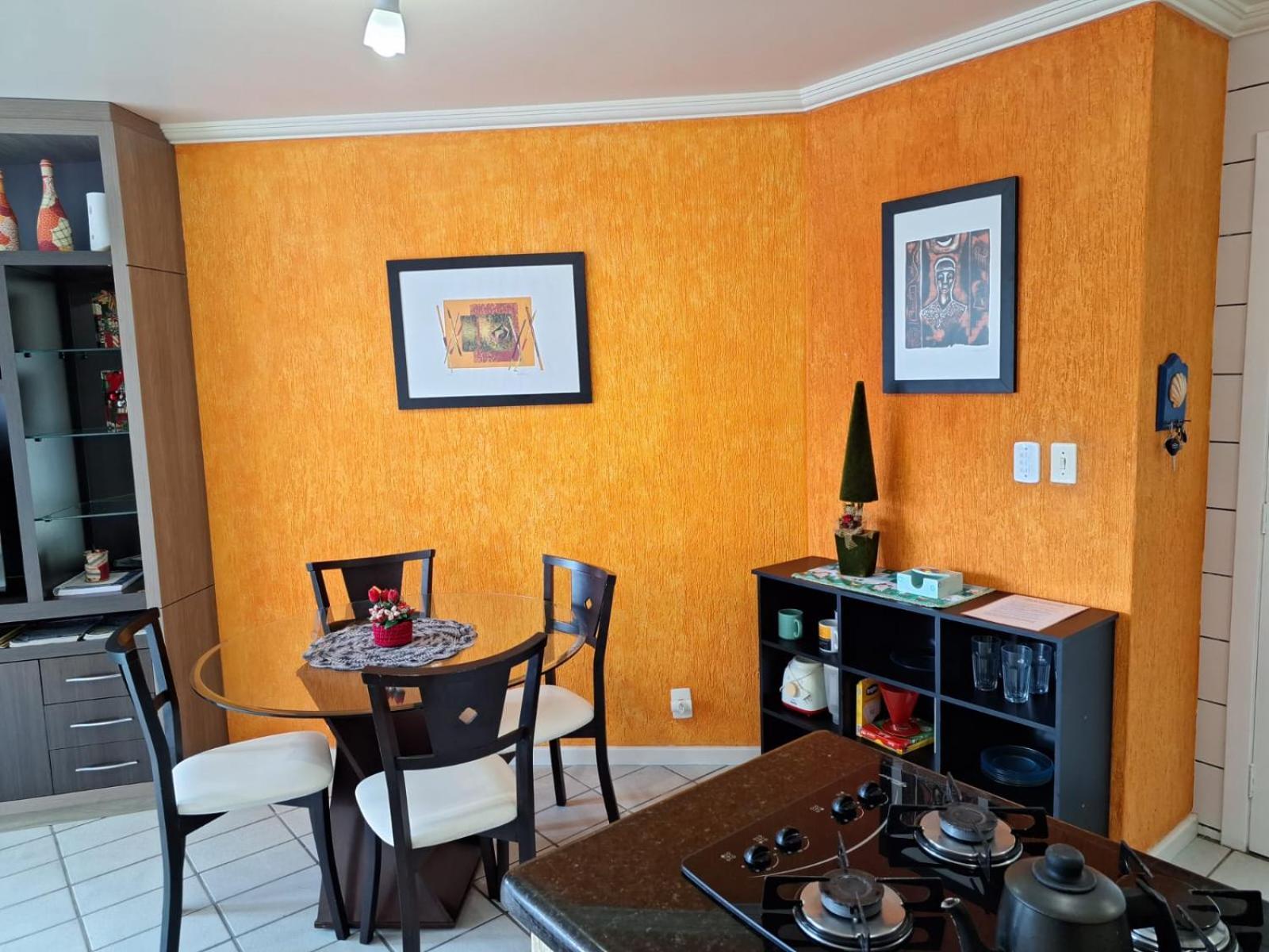 De Dois Quartos 6 Pessoas Em Canasvieiras A Uma Quadra Da Em Area Nobre Apartment